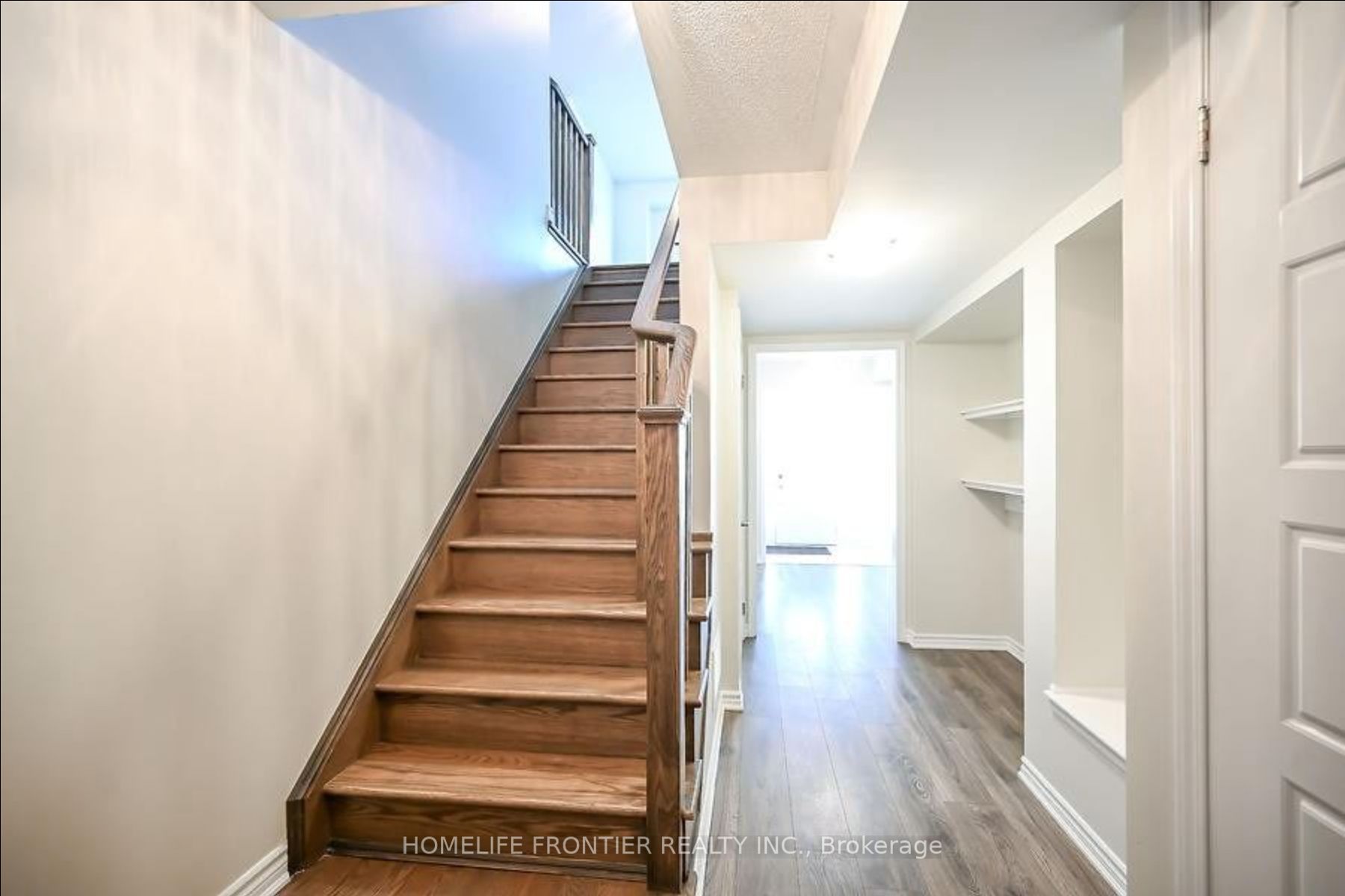 104 Frost Crt