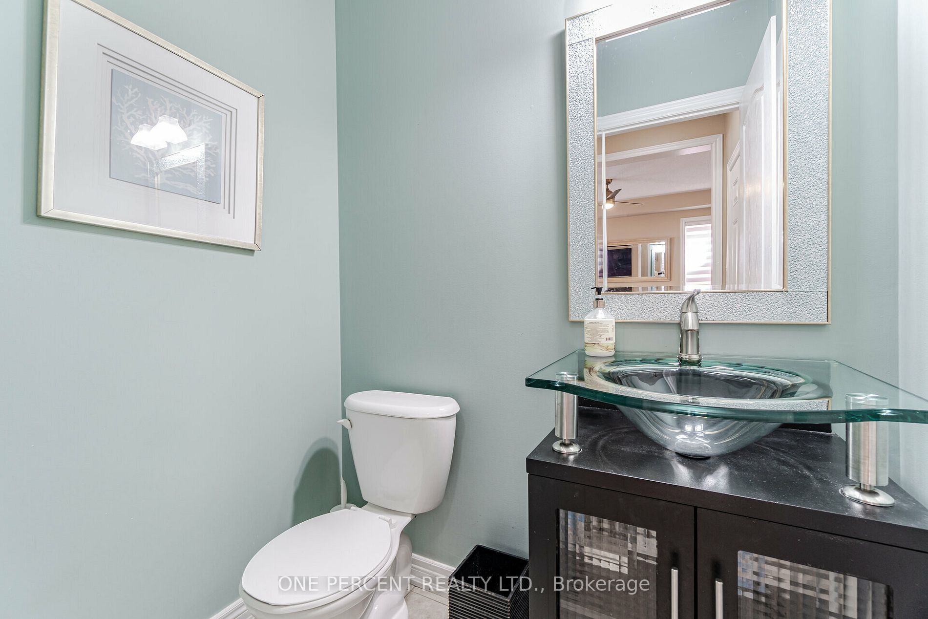 22 Amaryllis Dr