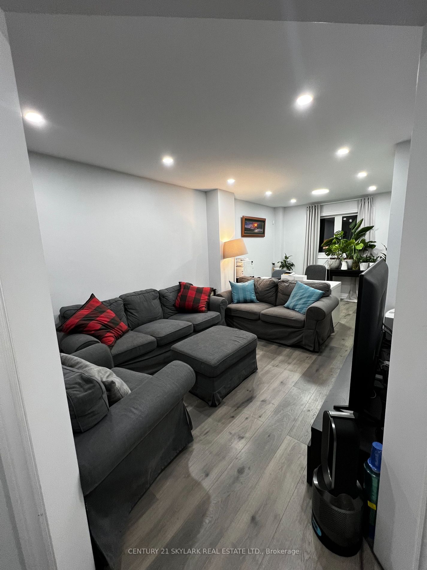 131 Valonia Drive
