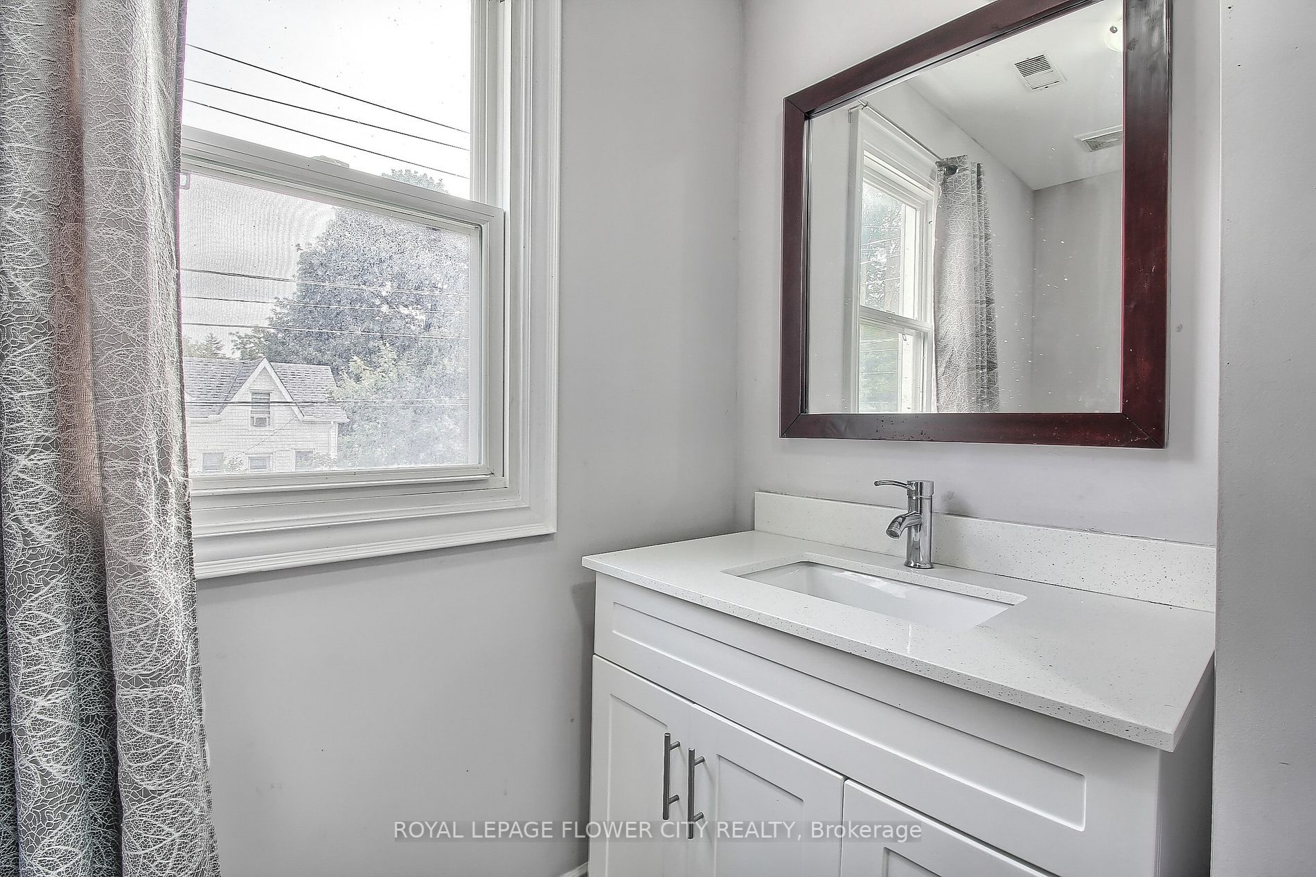 24 John Street-Upper