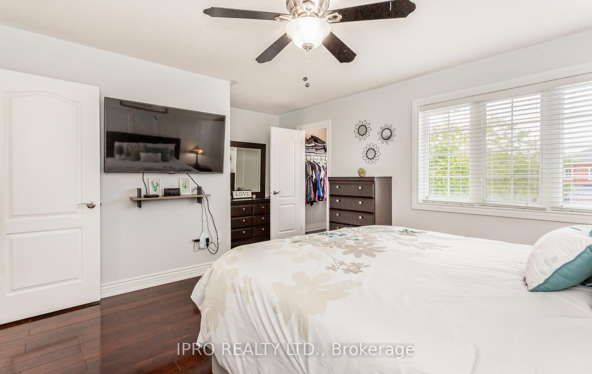 43 Roadmaster Lane