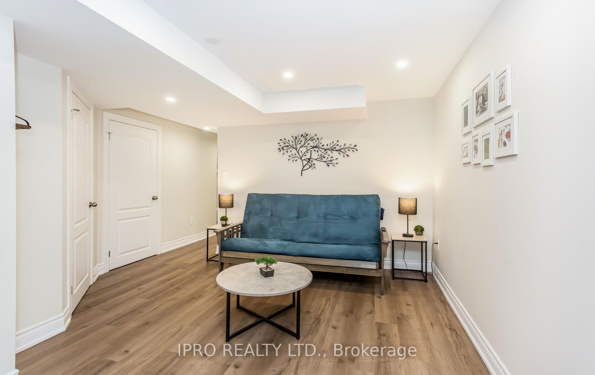 43 Roadmaster Lane