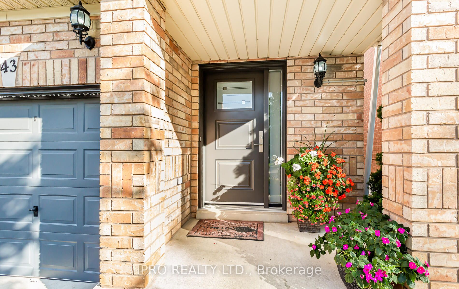 43 Roadmaster Lane