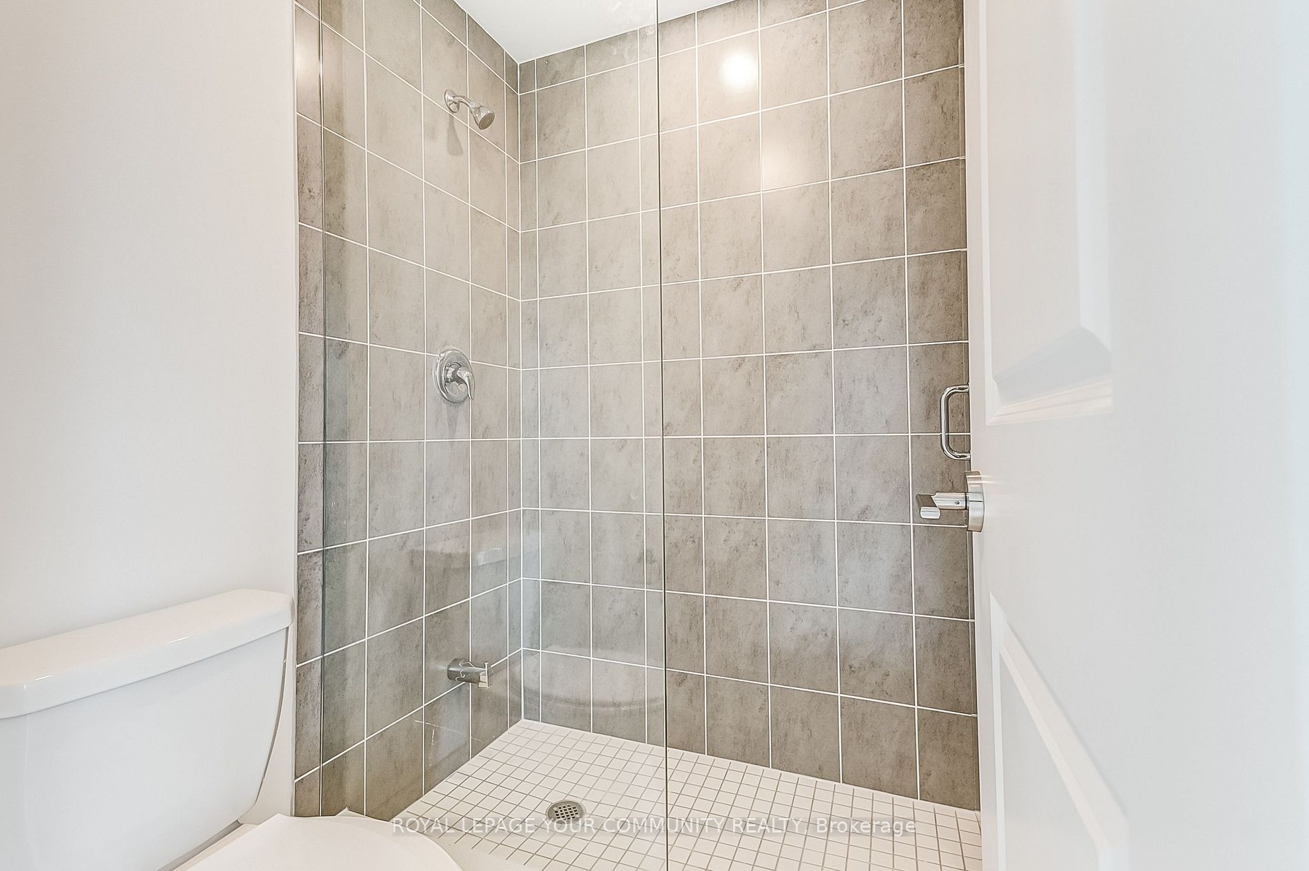 1063 Douglas Mccurdy Comm Circle, #1202