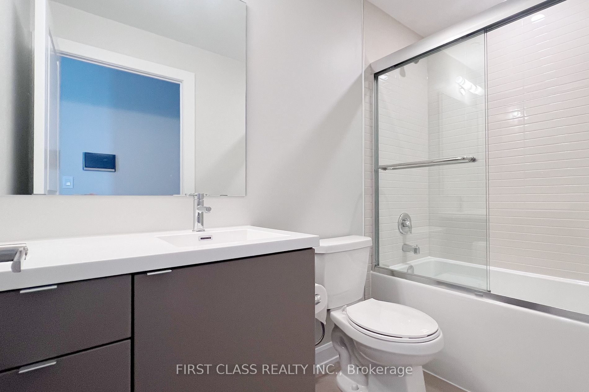 3200 William Coltson Ave, #815