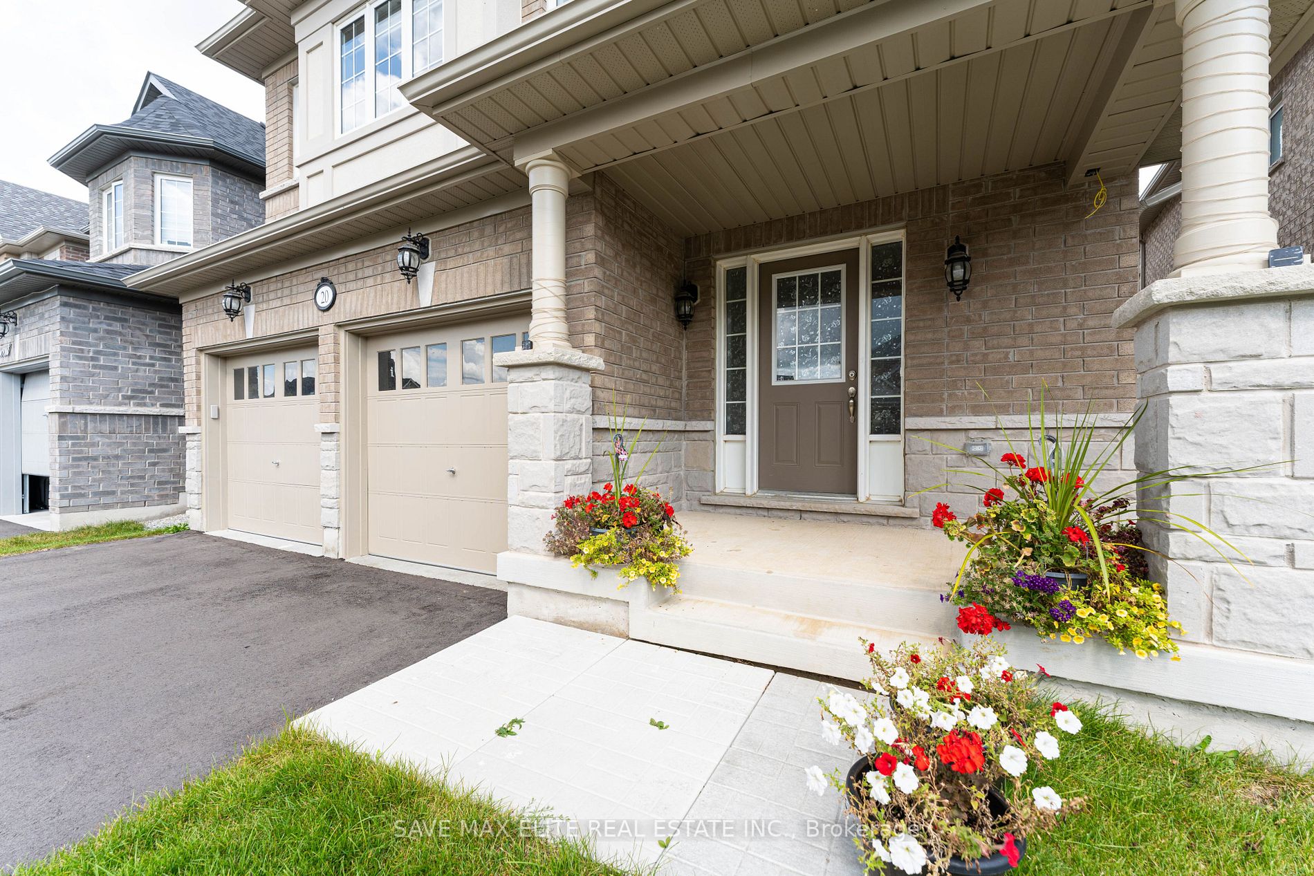 20 Branigan Cres E