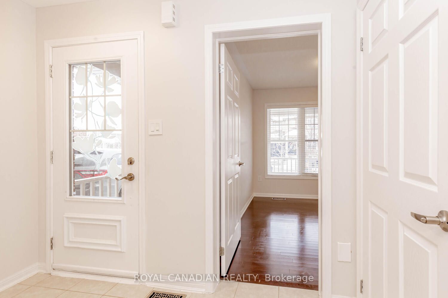 370 Schreyer Cres