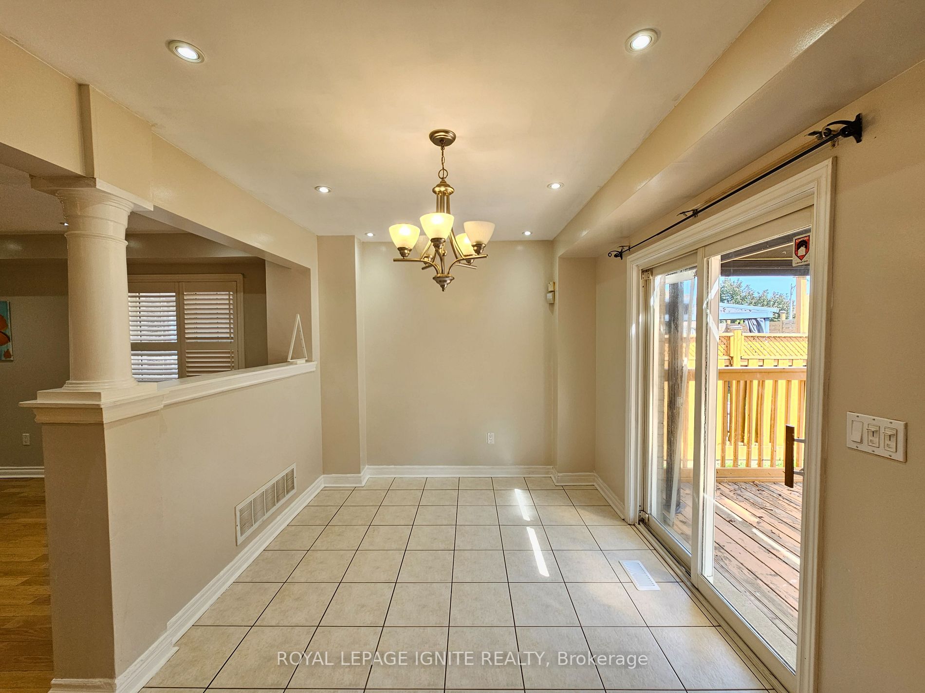 6 Trevino Crescent
