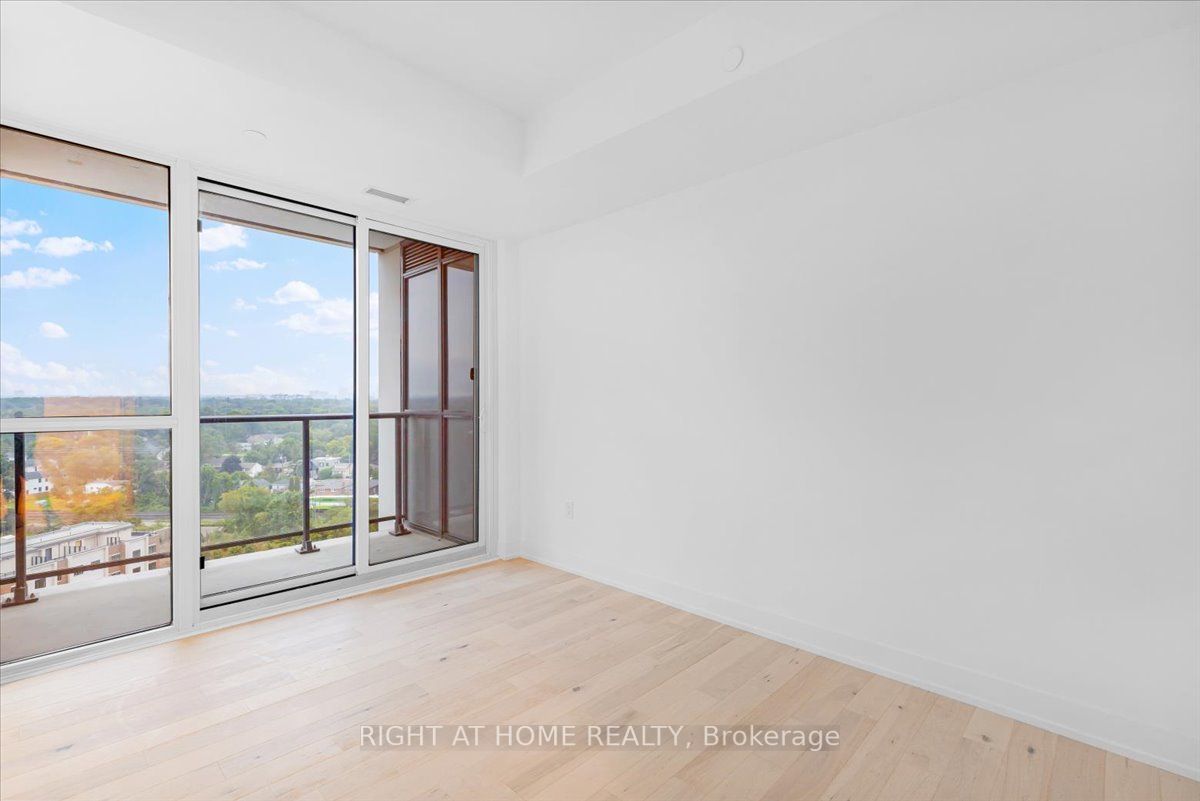 1063 Douglas Mccurdy Comm Circ, #1201