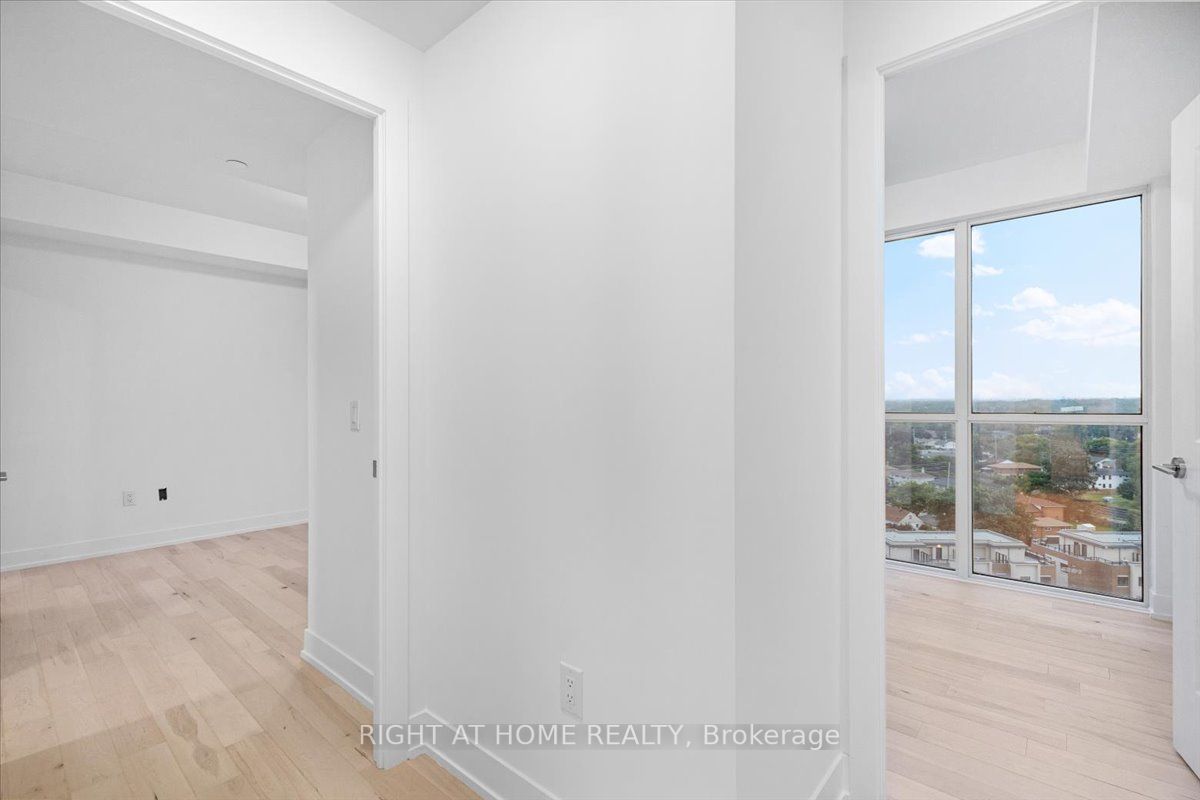 1063 Douglas Mccurdy Comm Circ, #1201