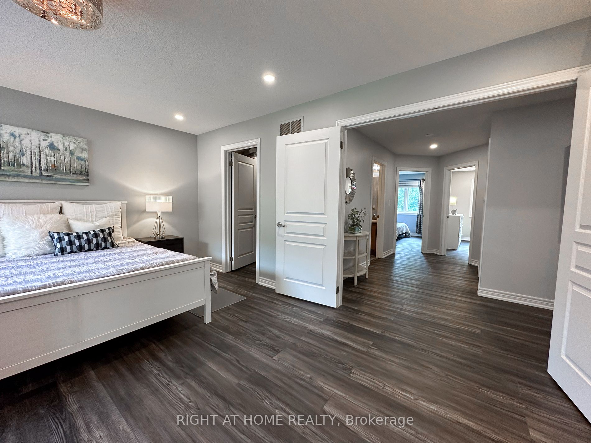 362 Plains Rd E, #25
