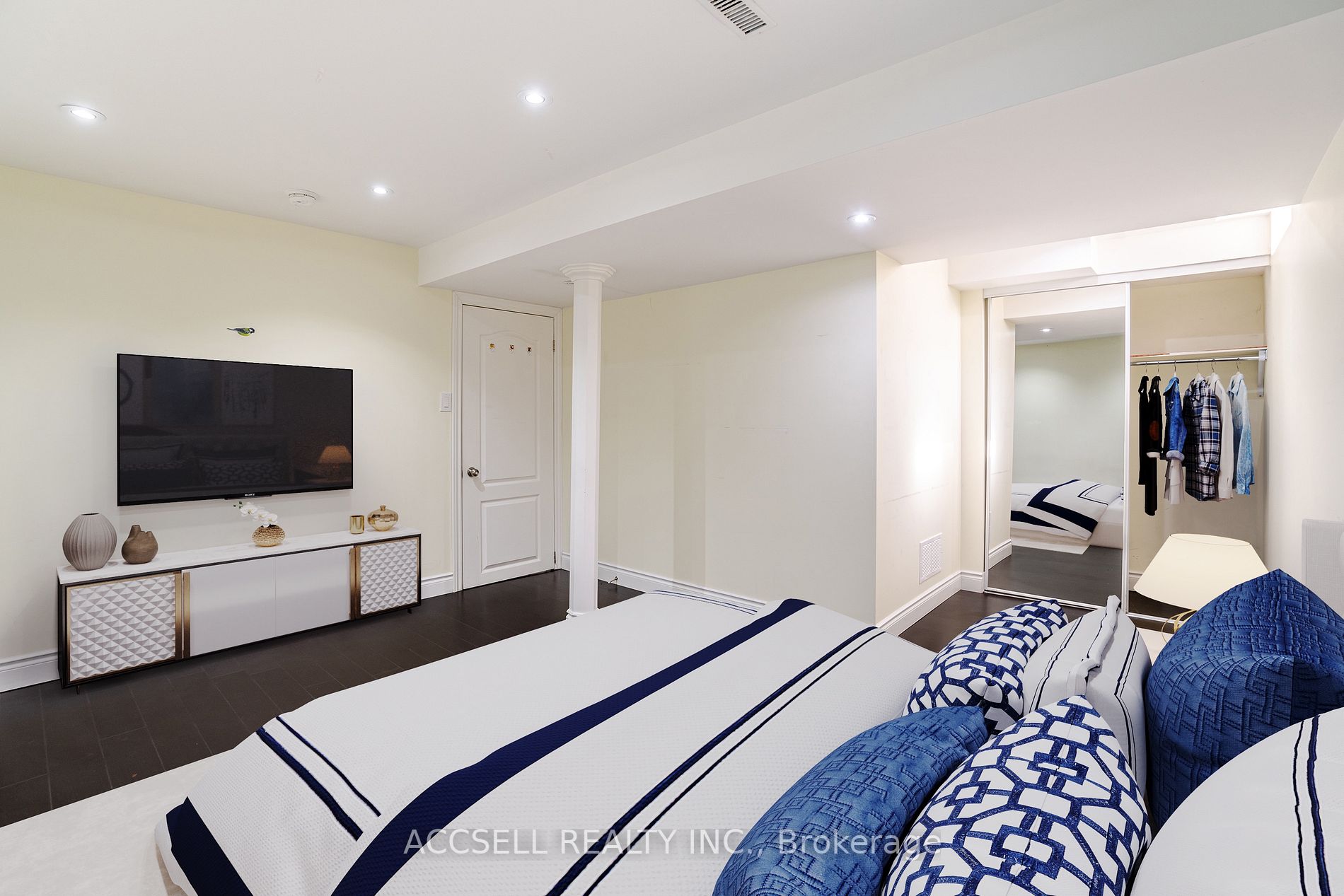 68 Wickstead Court, #52