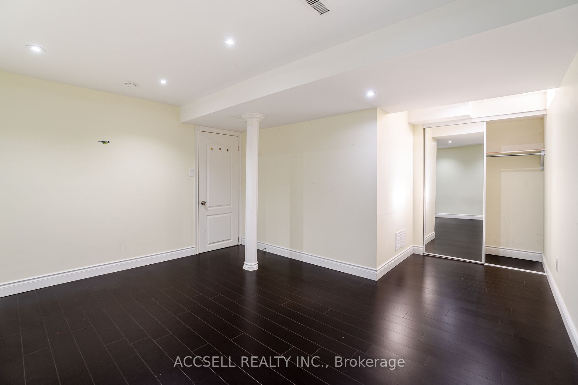 68 Wickstead Court, #52