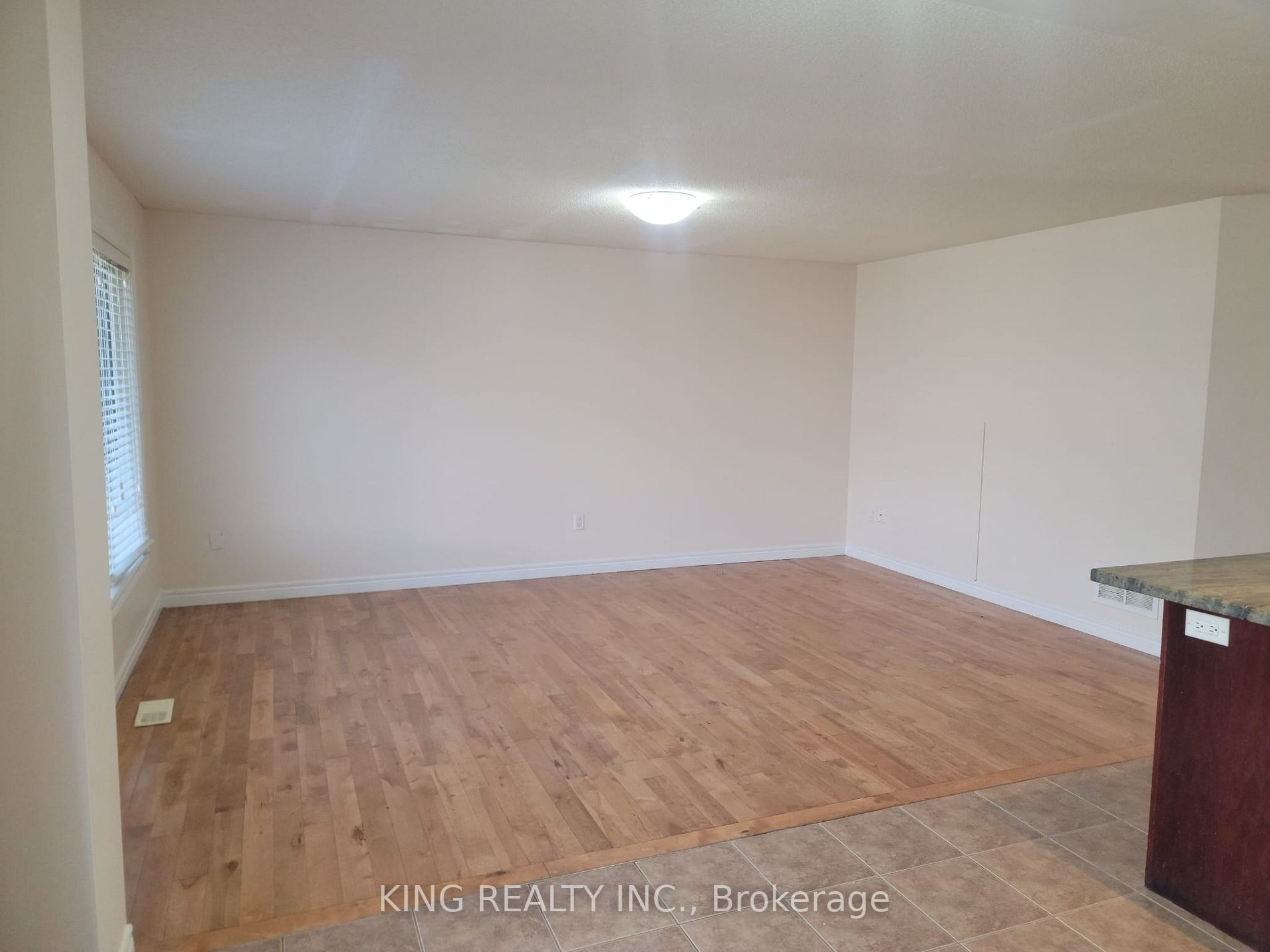 253 Giddings Crescent