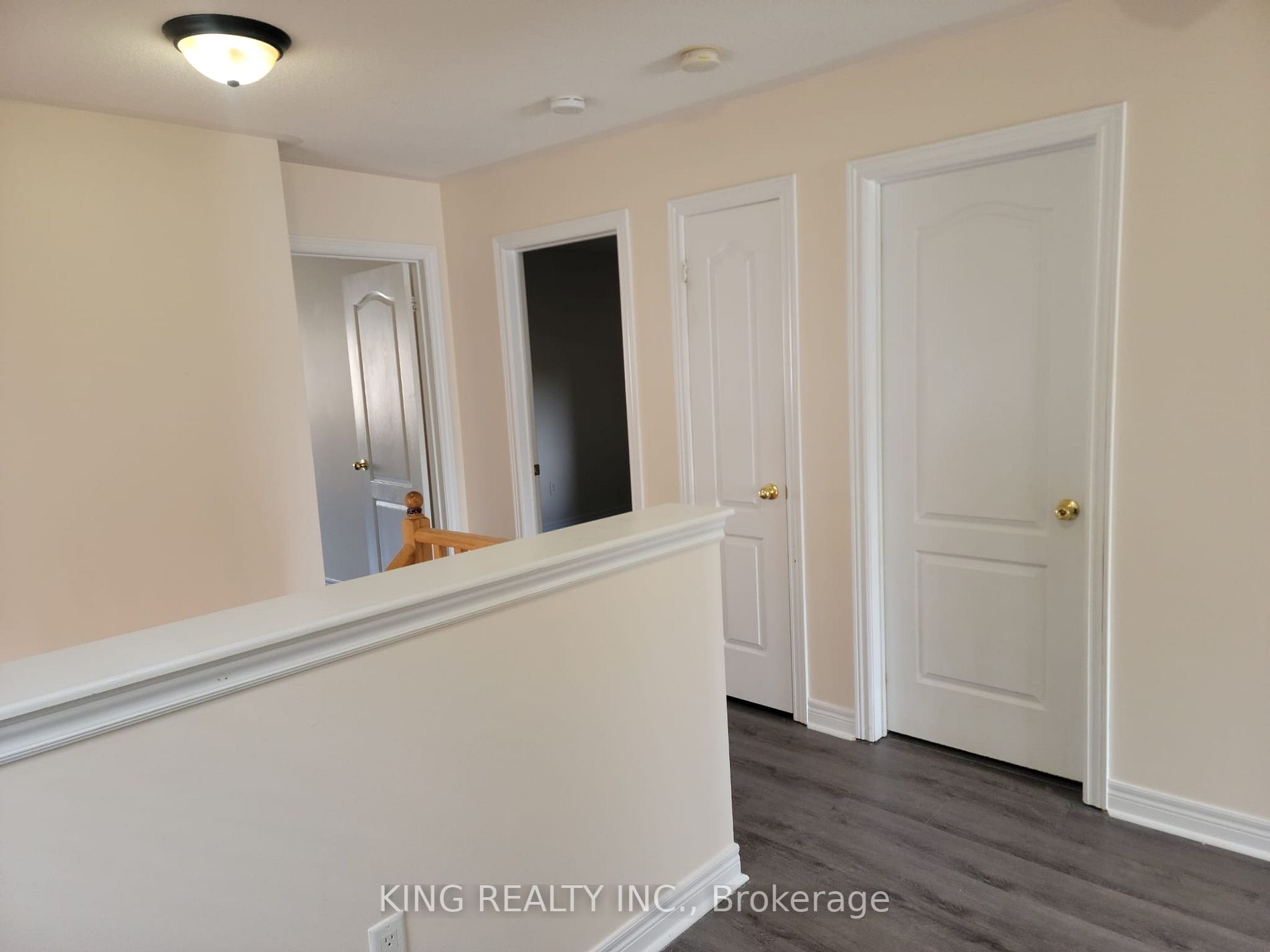 253 Giddings Crescent