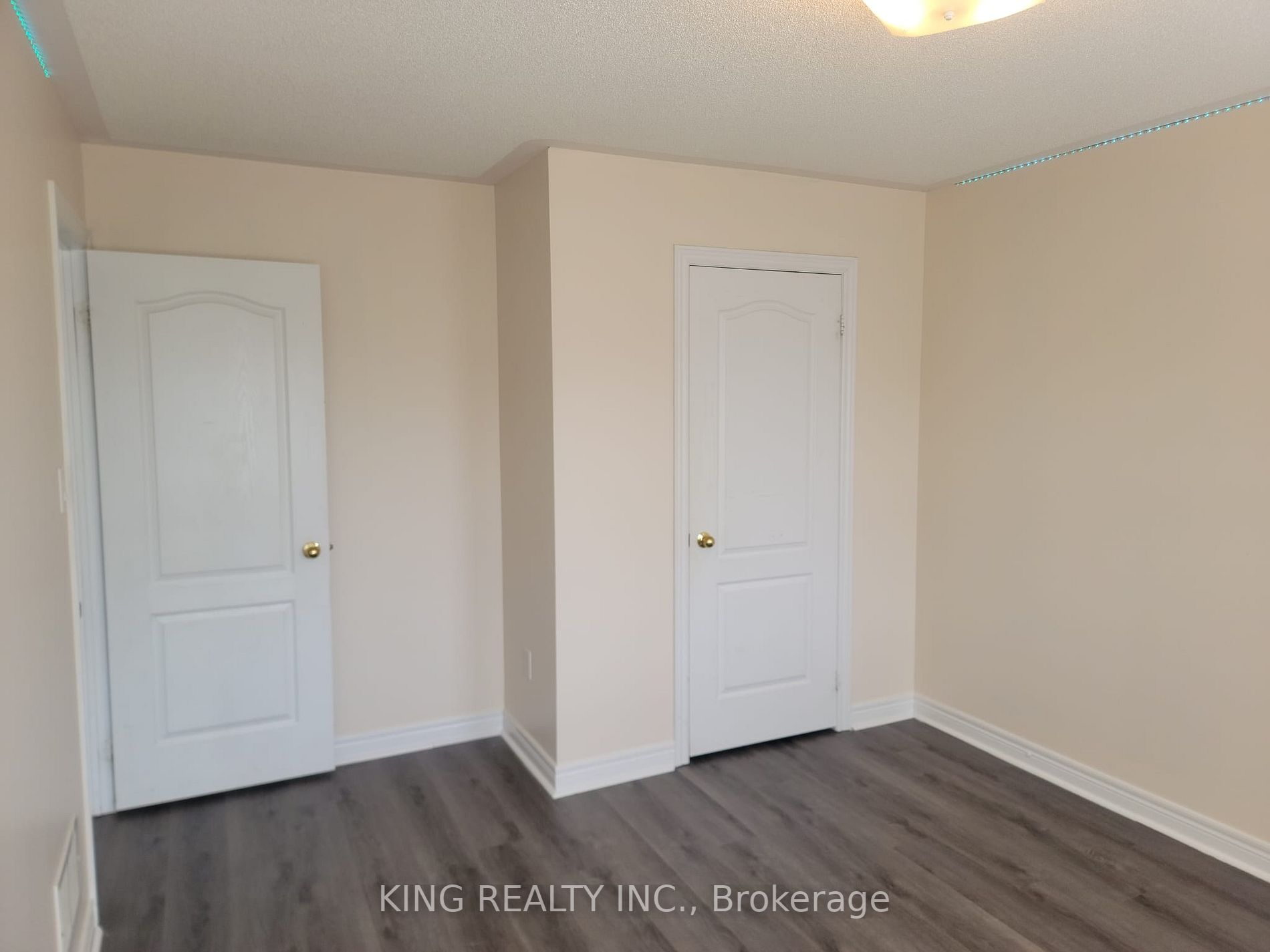 253 Giddings Crescent