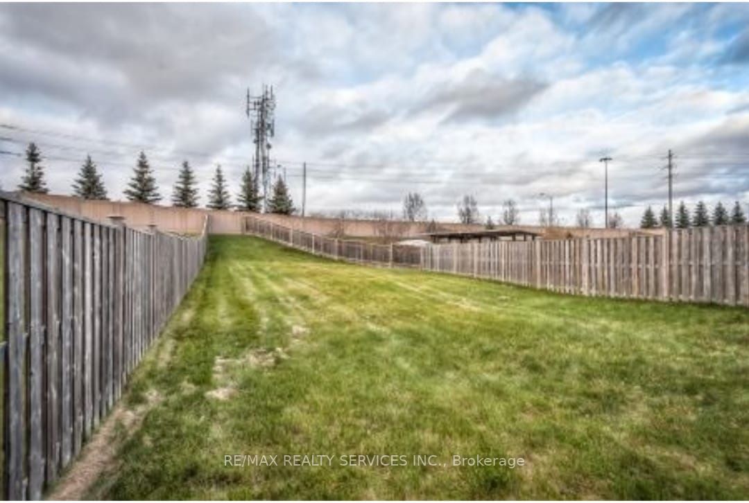 58 Deepcoral Crt