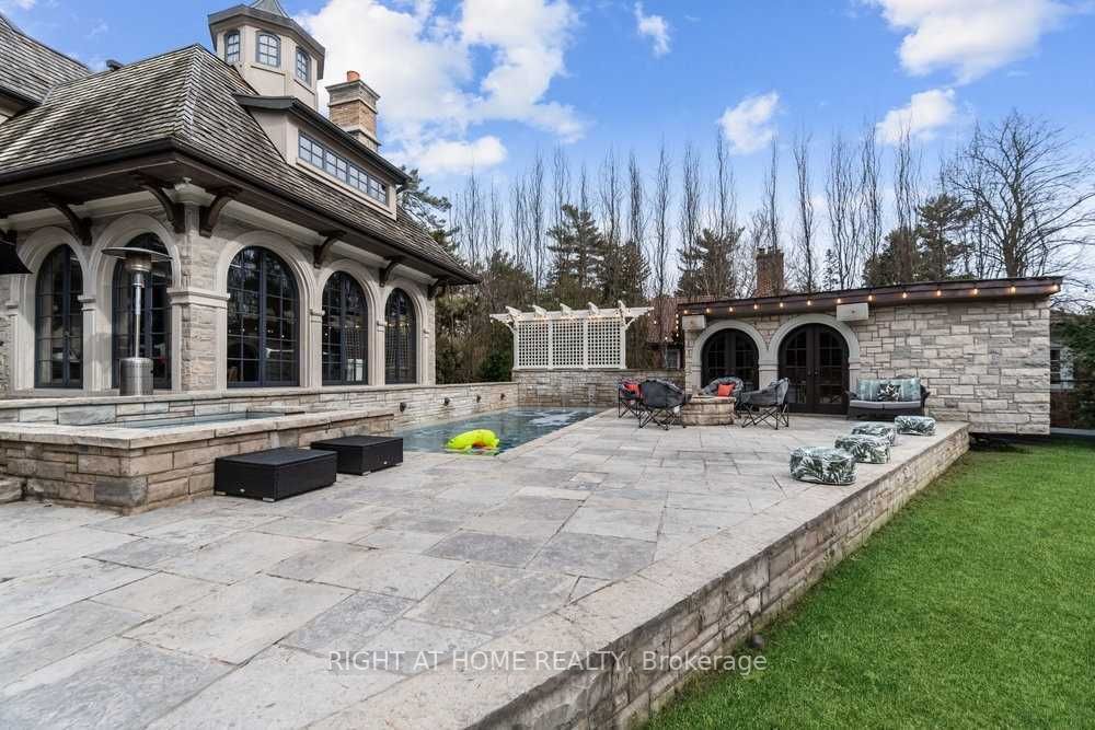 1476 Carmen Drive