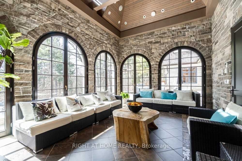 1476 Carmen Drive