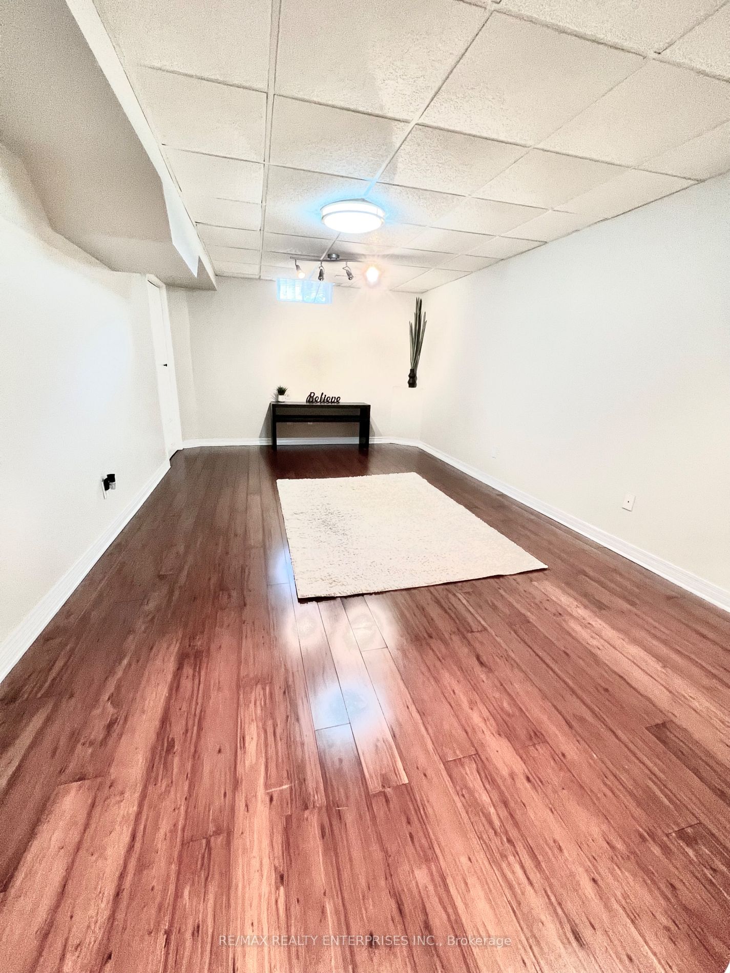 39 Terrastone Court, #Lower