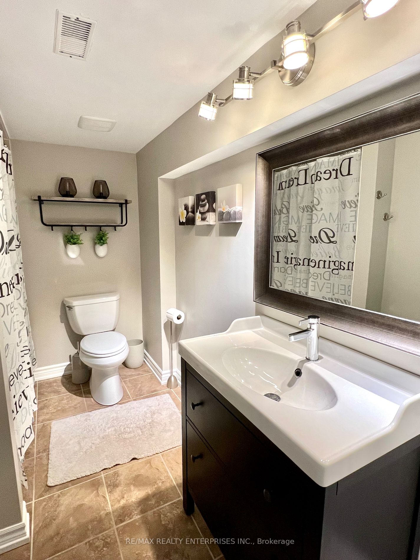 39 Terrastone Court, #Lower