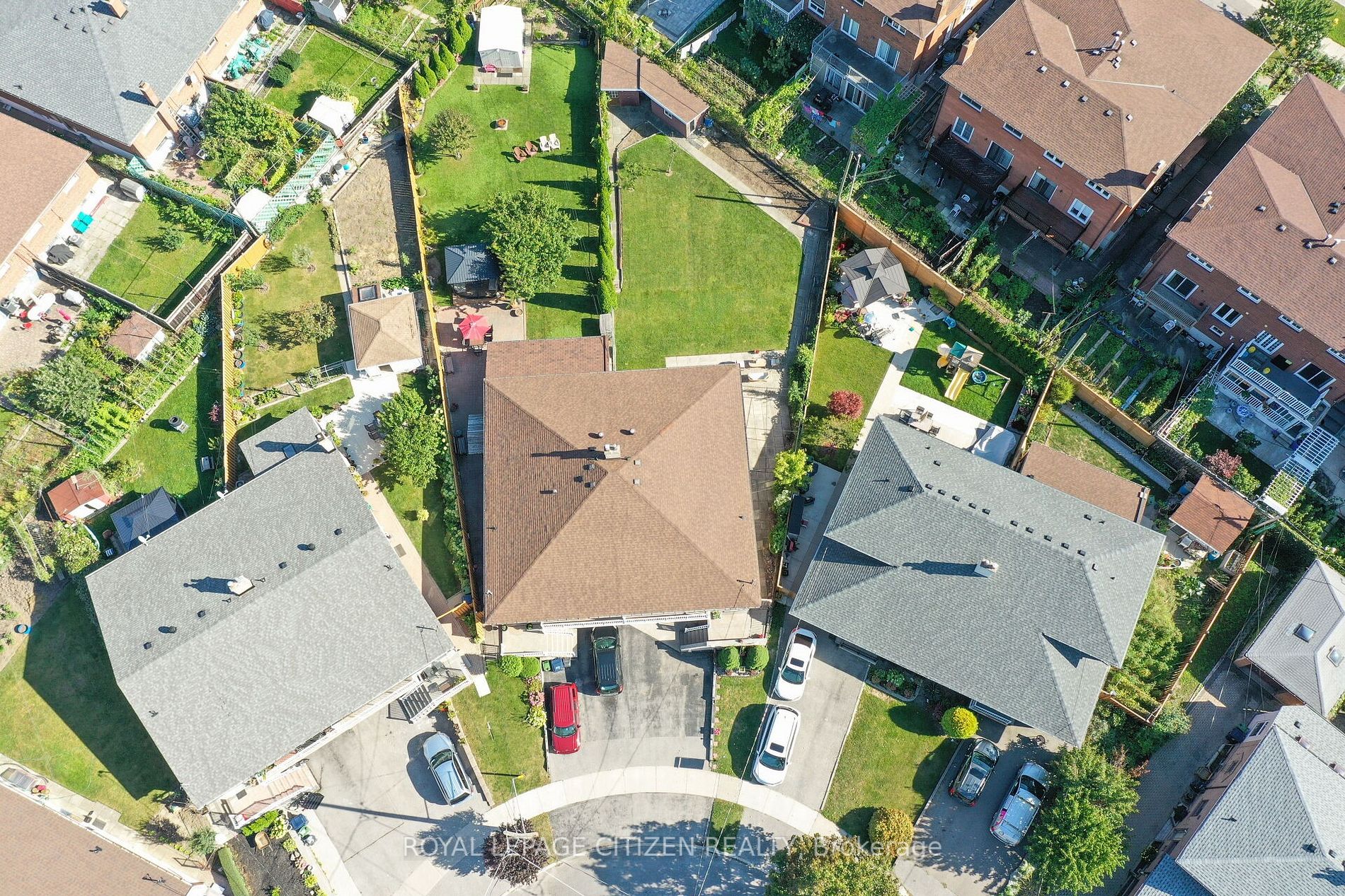 36 Orchardcroft Cres N