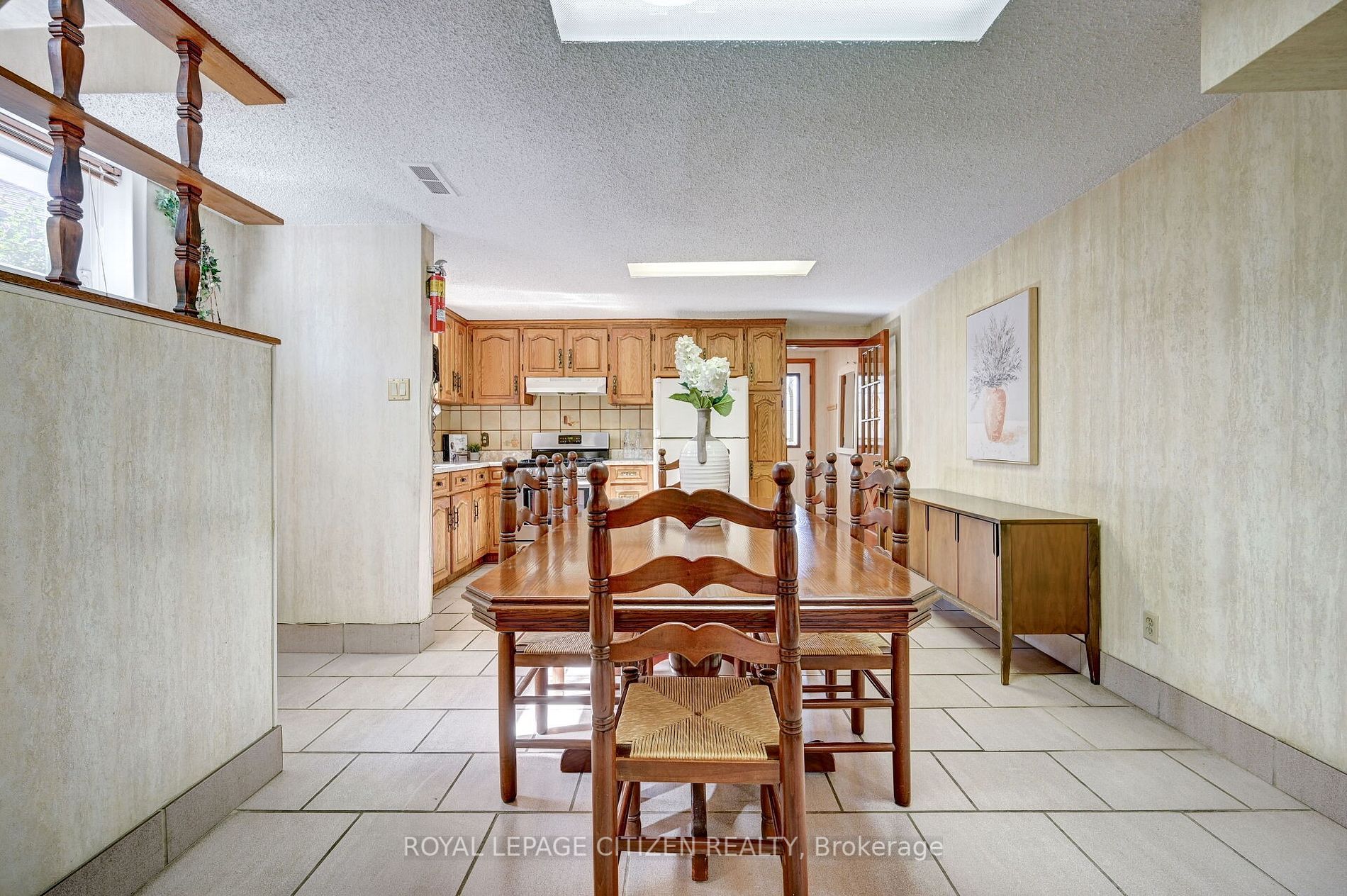 36 Orchardcroft Cres N