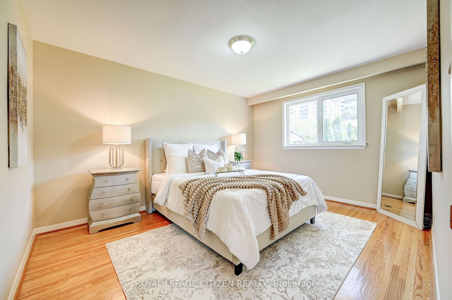 36 Orchardcroft Cres N