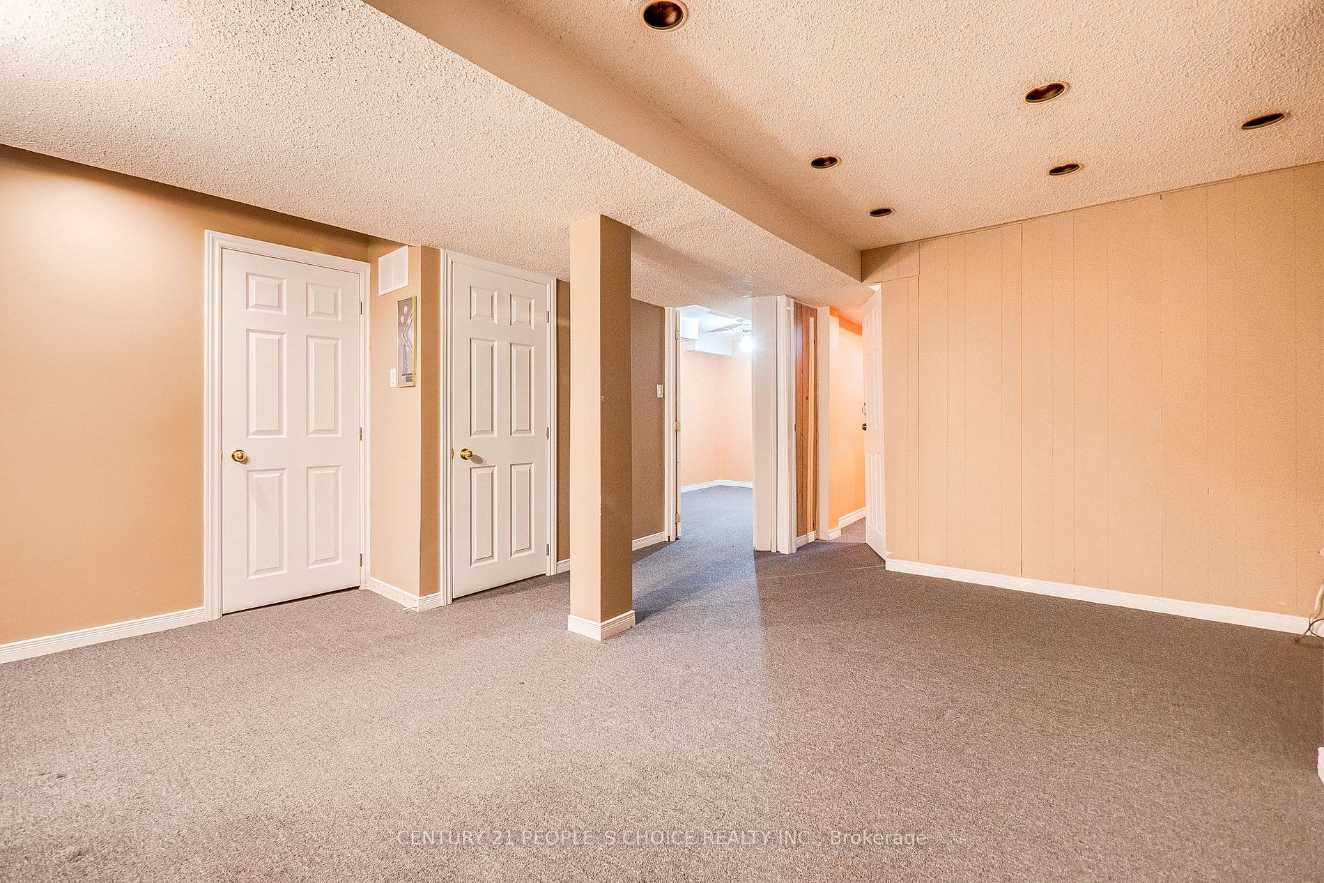 160 Toba Crescent