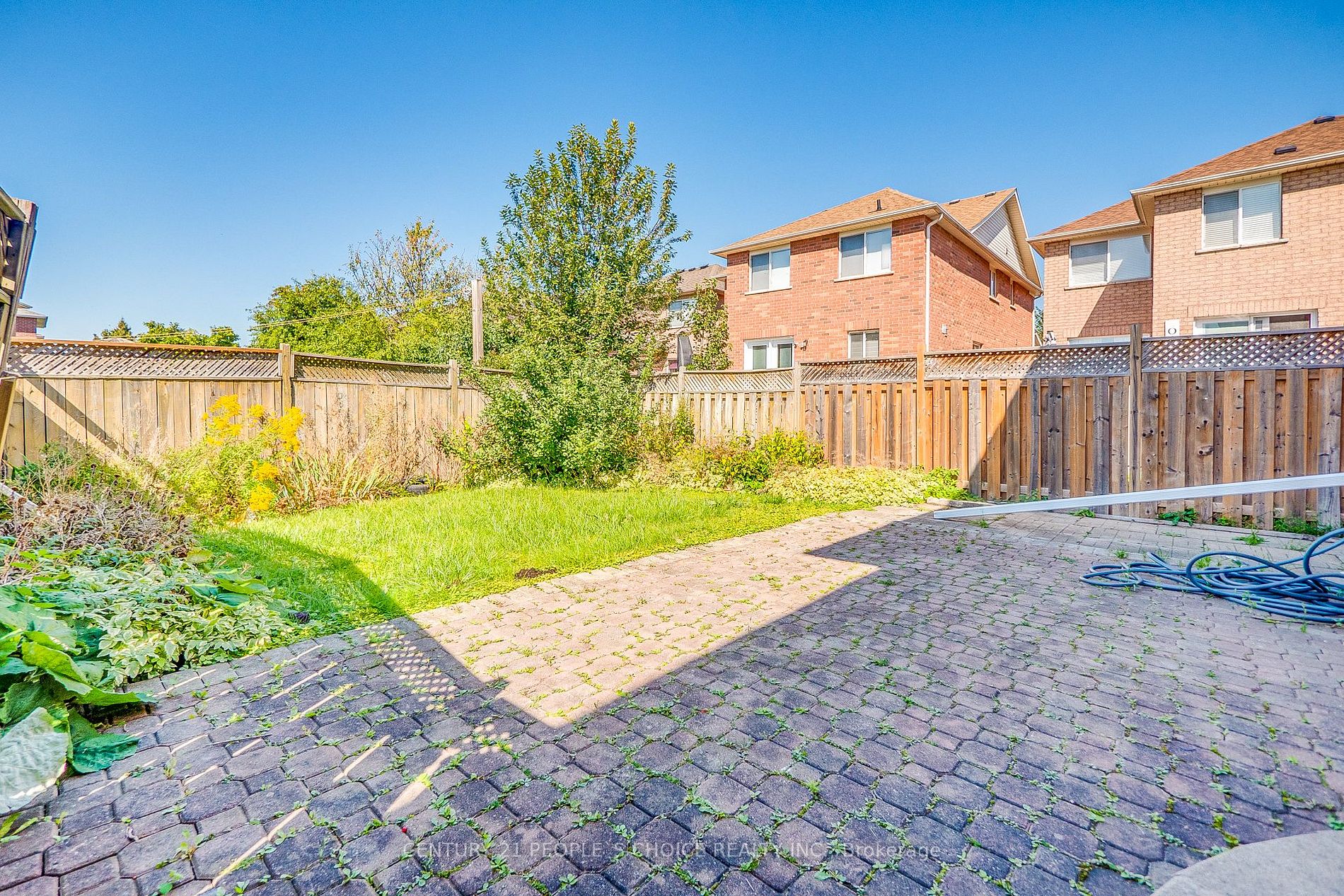 160 Toba Crescent