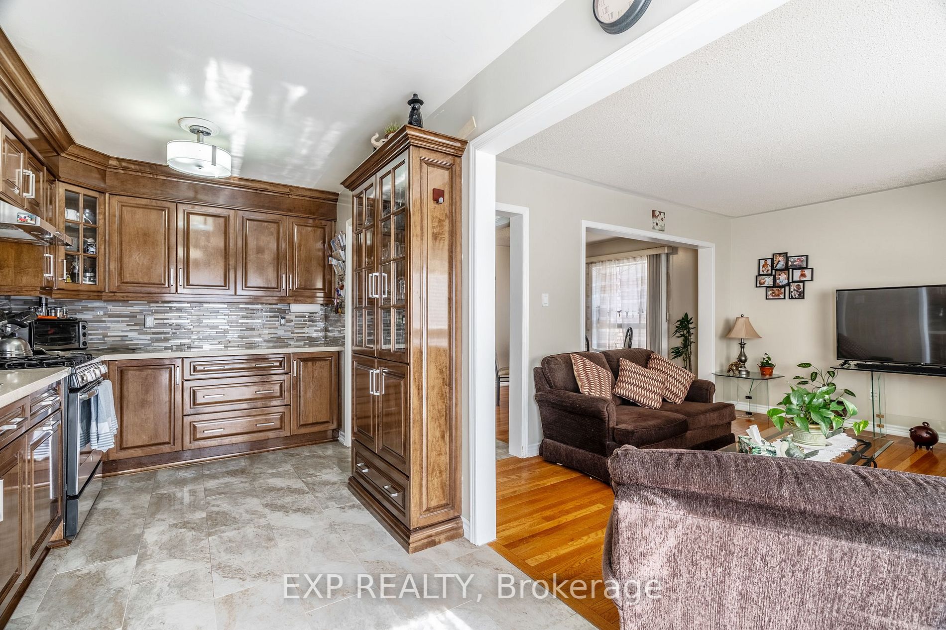 43 Tideland Drive N