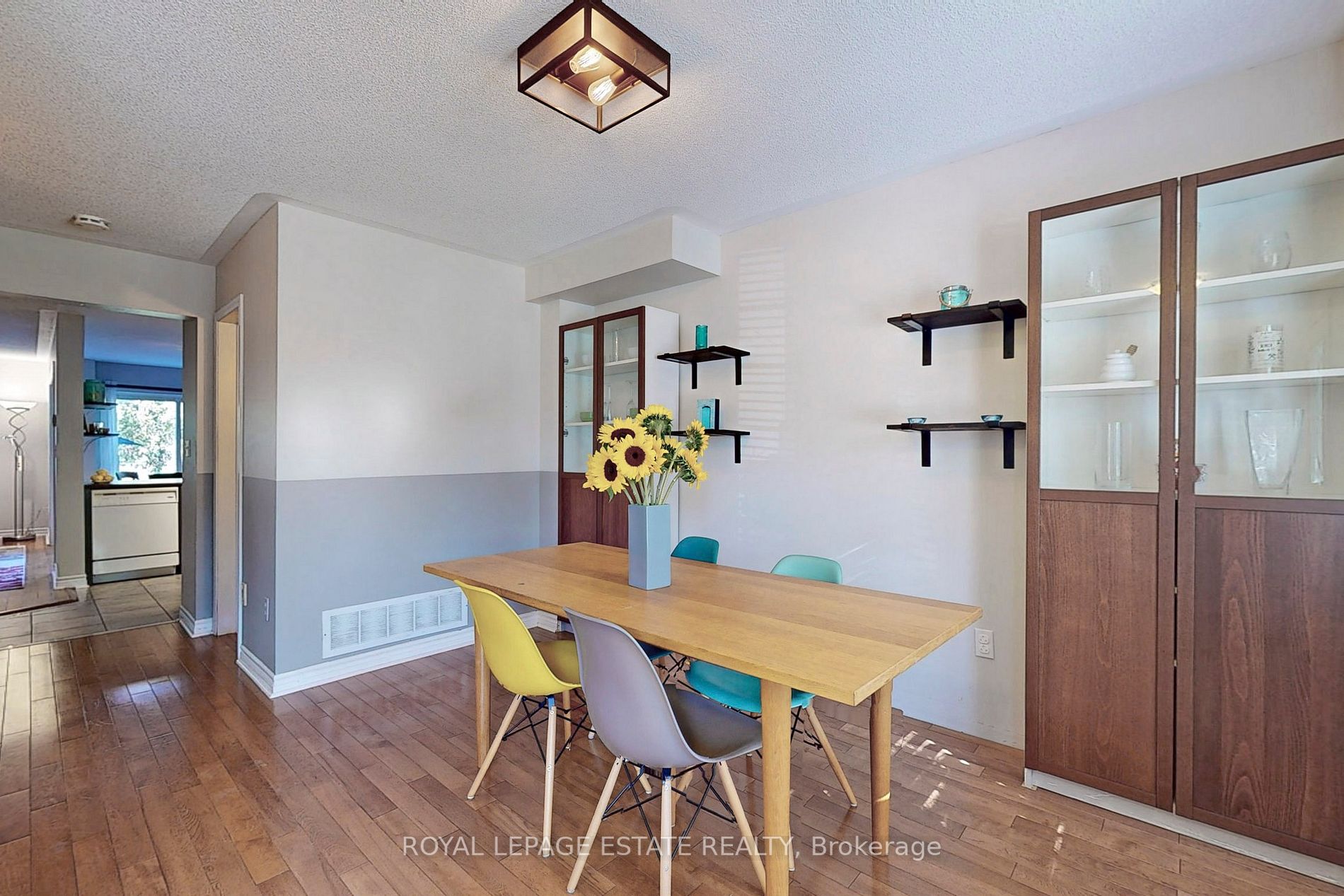 16 Fairway Court