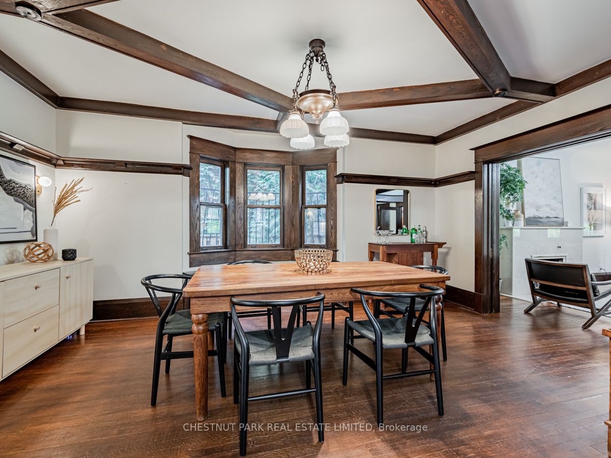 359 Parkside Dr