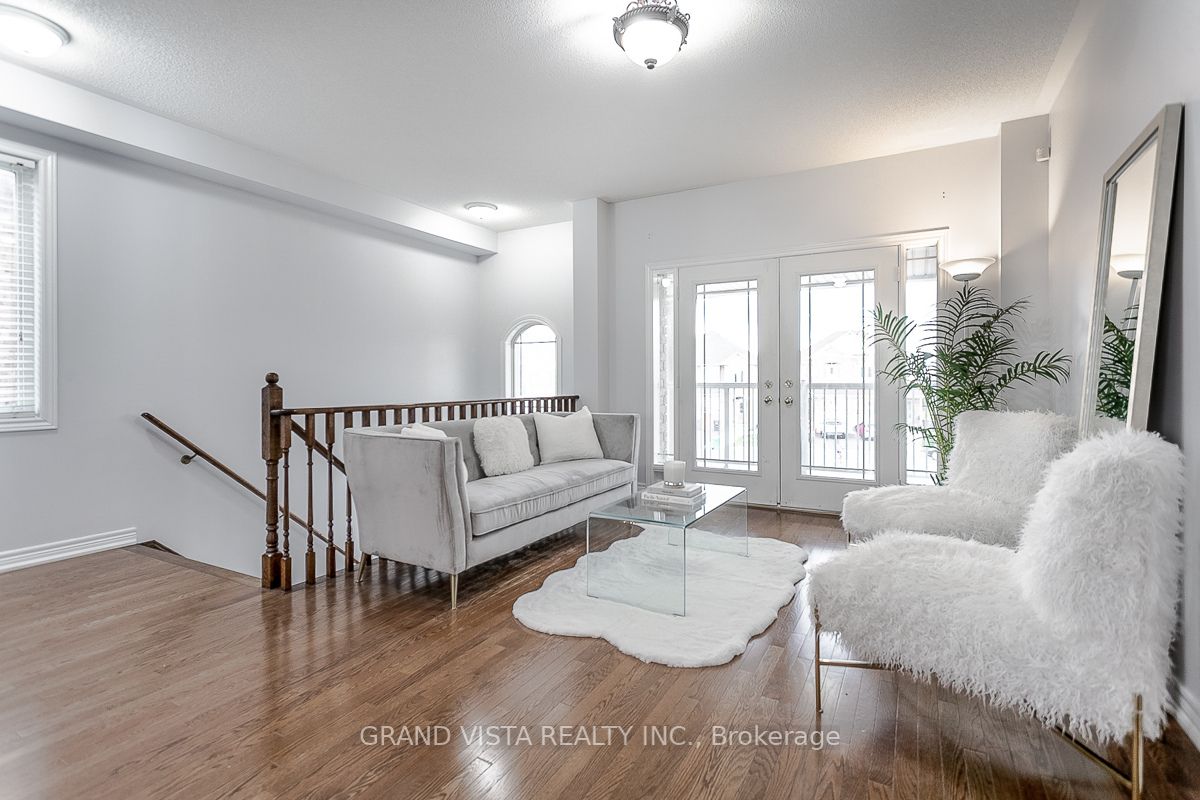 56 Saint Grace Crt