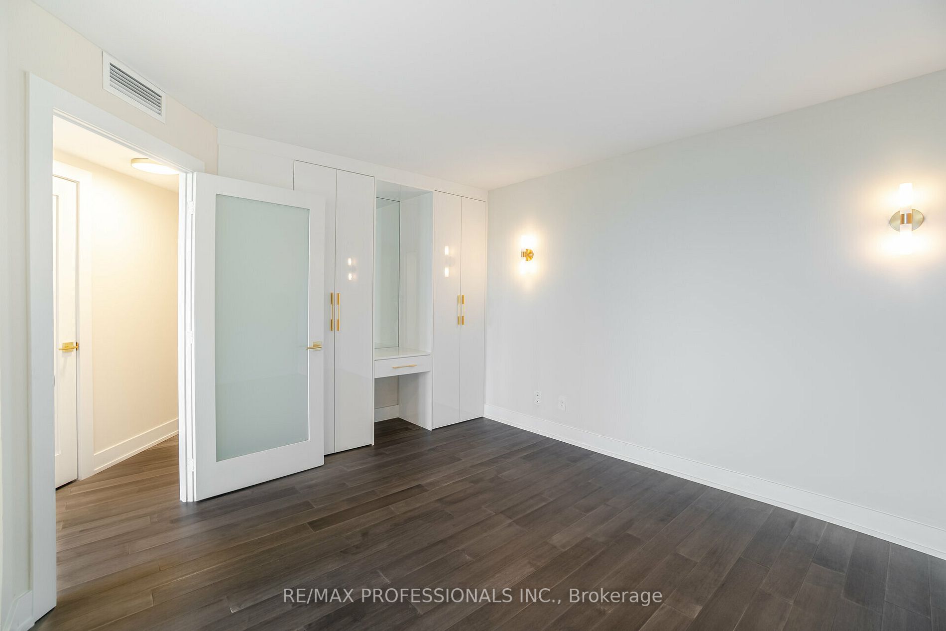 Listing W7007900 - Large Photo # 15