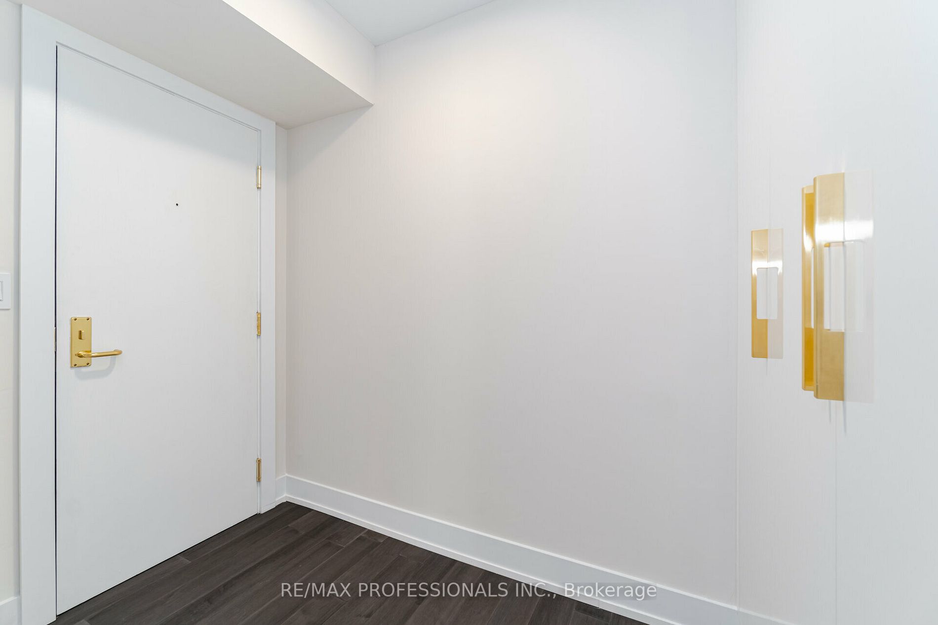 Listing W7007900 - Large Photo # 4