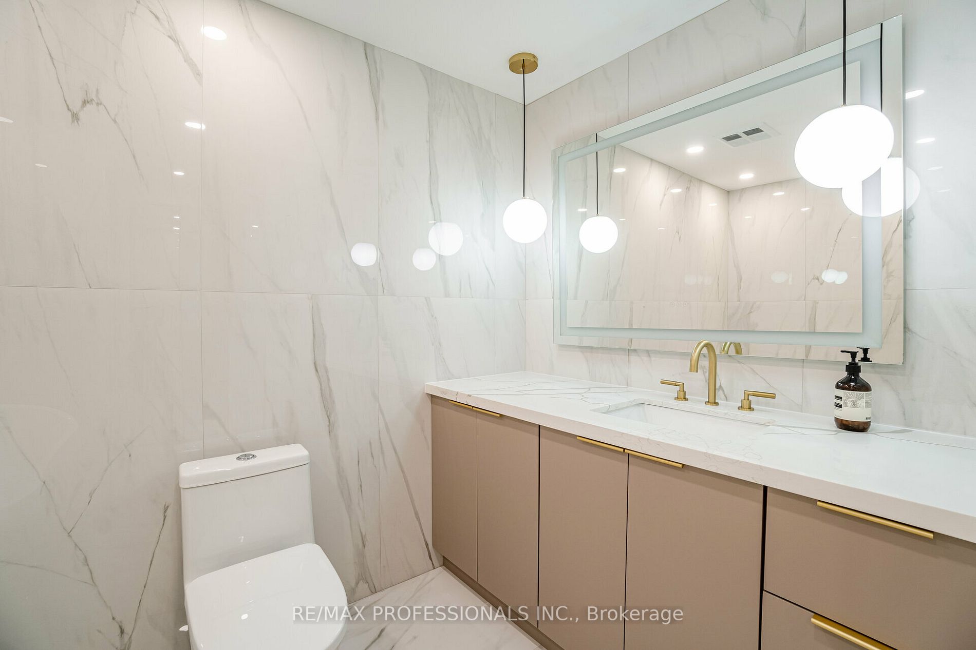 Listing W7007900 - Large Photo # 17