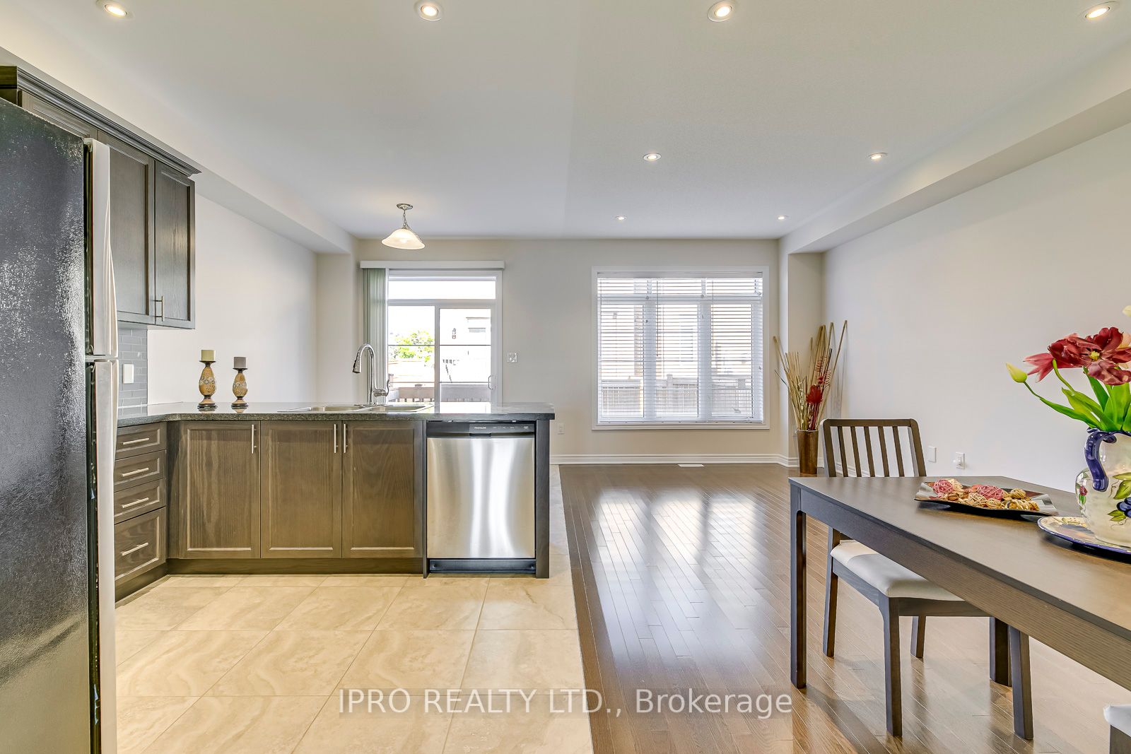 3029 Rivertrail Common