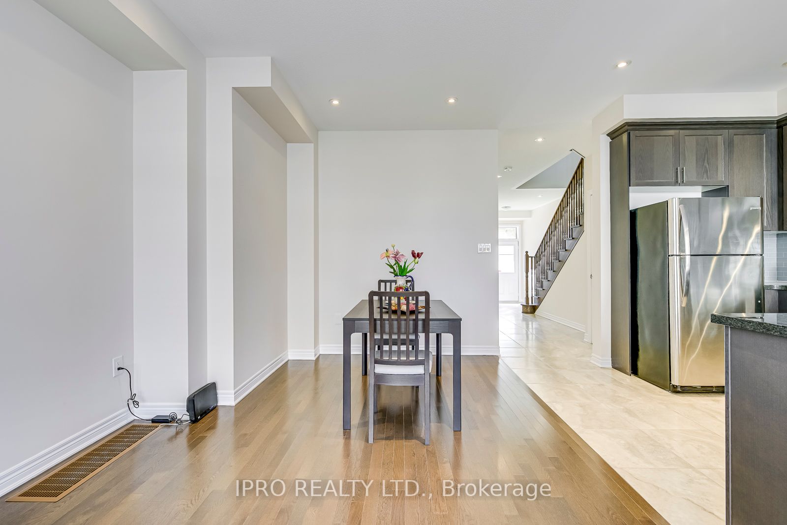 3029 Rivertrail Common