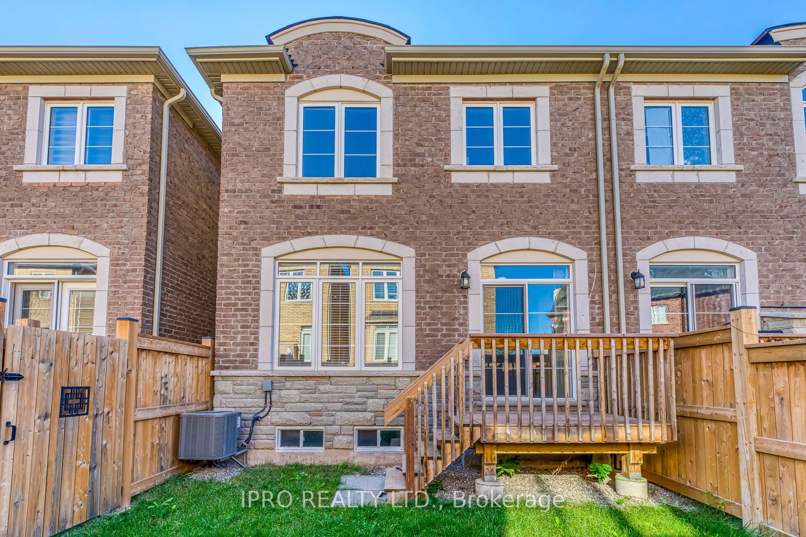 3029 Rivertrail Common