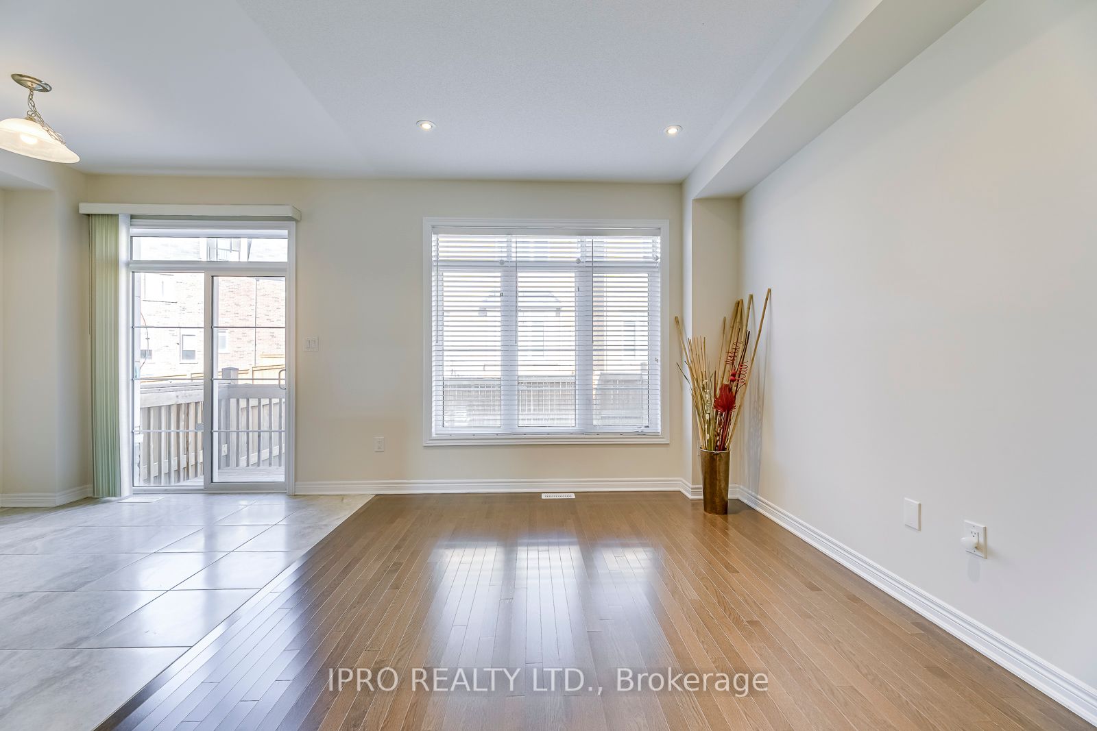 3029 Rivertrail Common