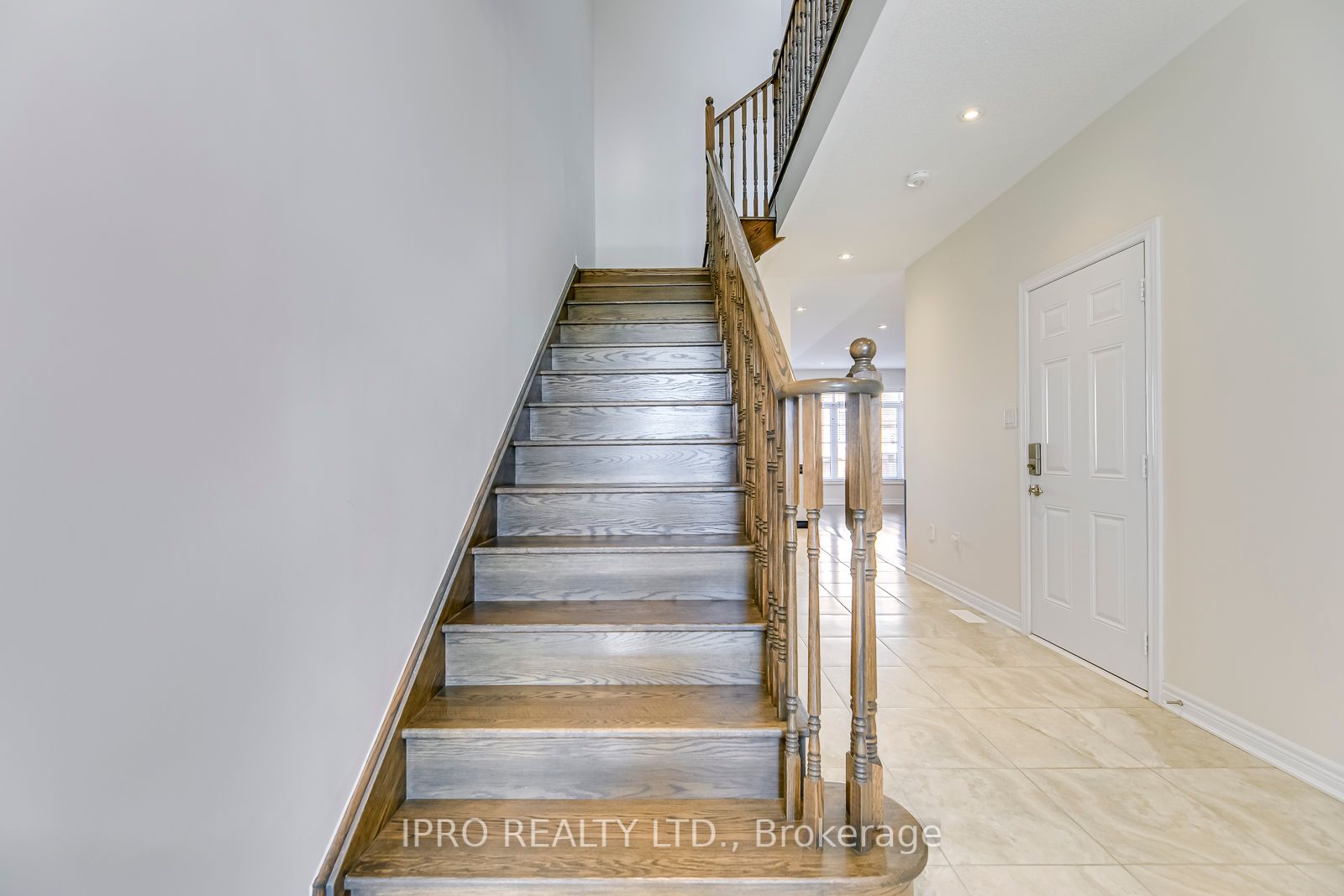 3029 Rivertrail Common