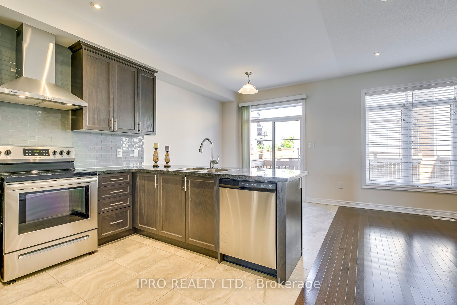 3029 Rivertrail Common