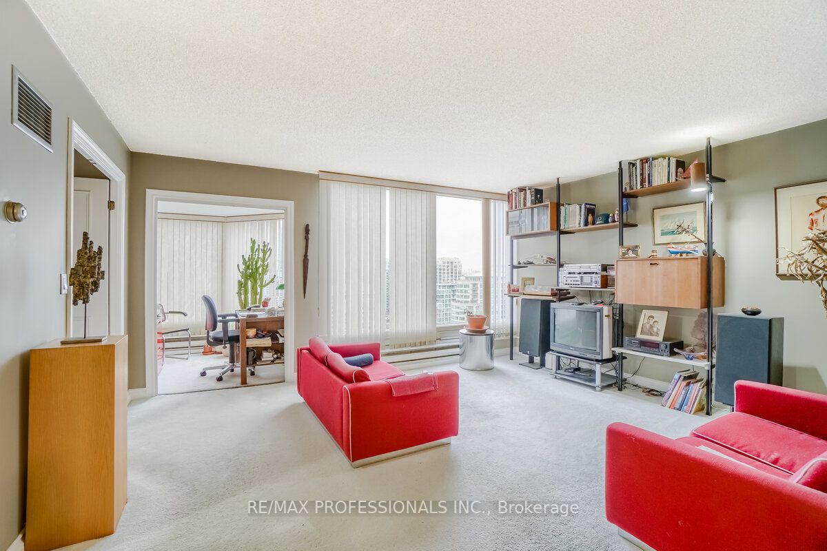 Listing W7007972 - Large Photo # 12