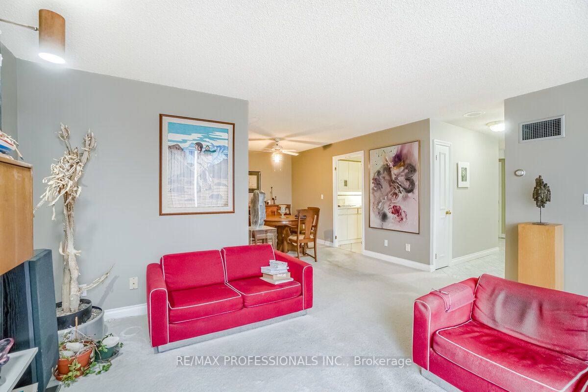 Listing W7007972 - Large Photo # 14