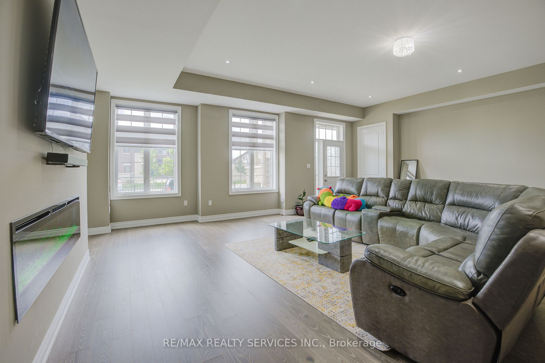 3077 Postridge Drive