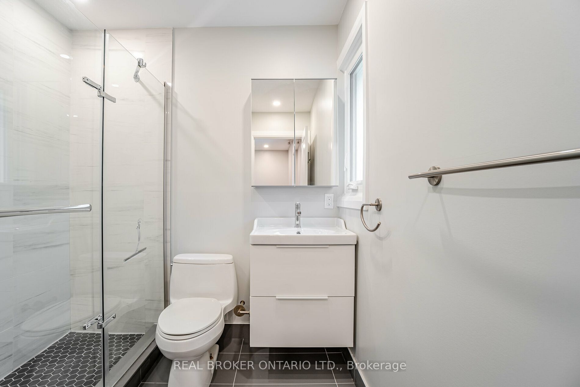 2315 Bennington Gate