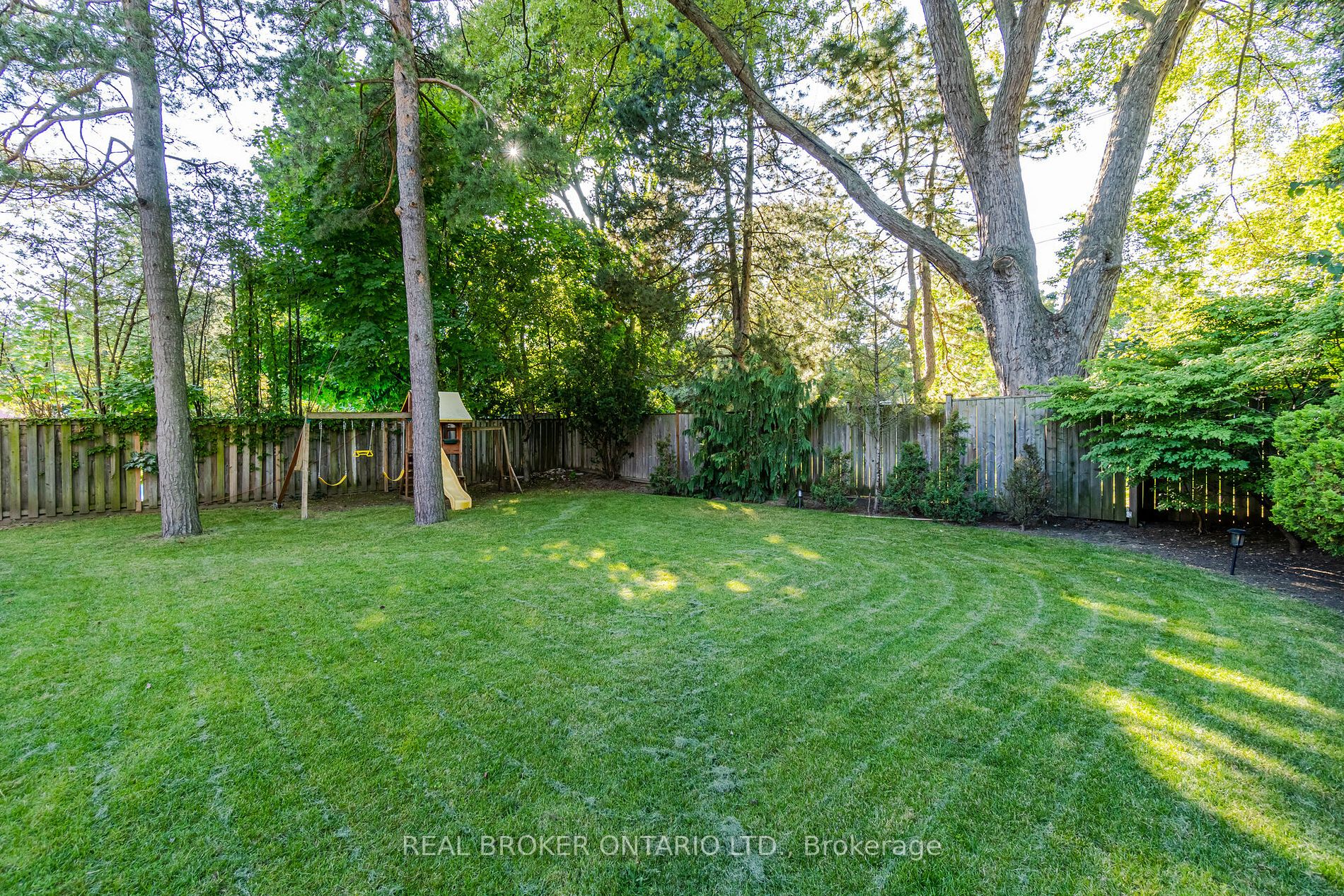 2315 Bennington Gate