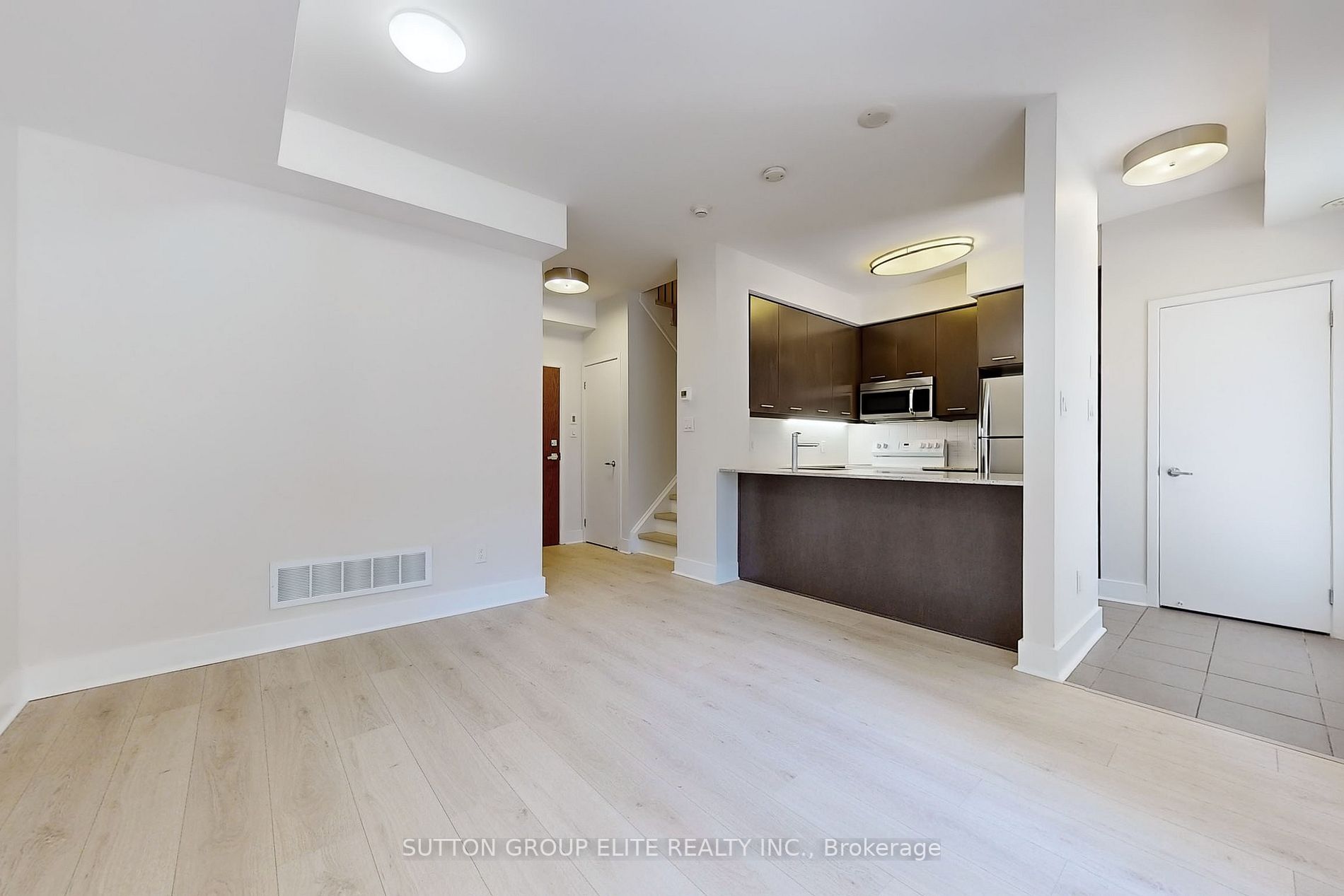 370 Square One Dr, #Th26