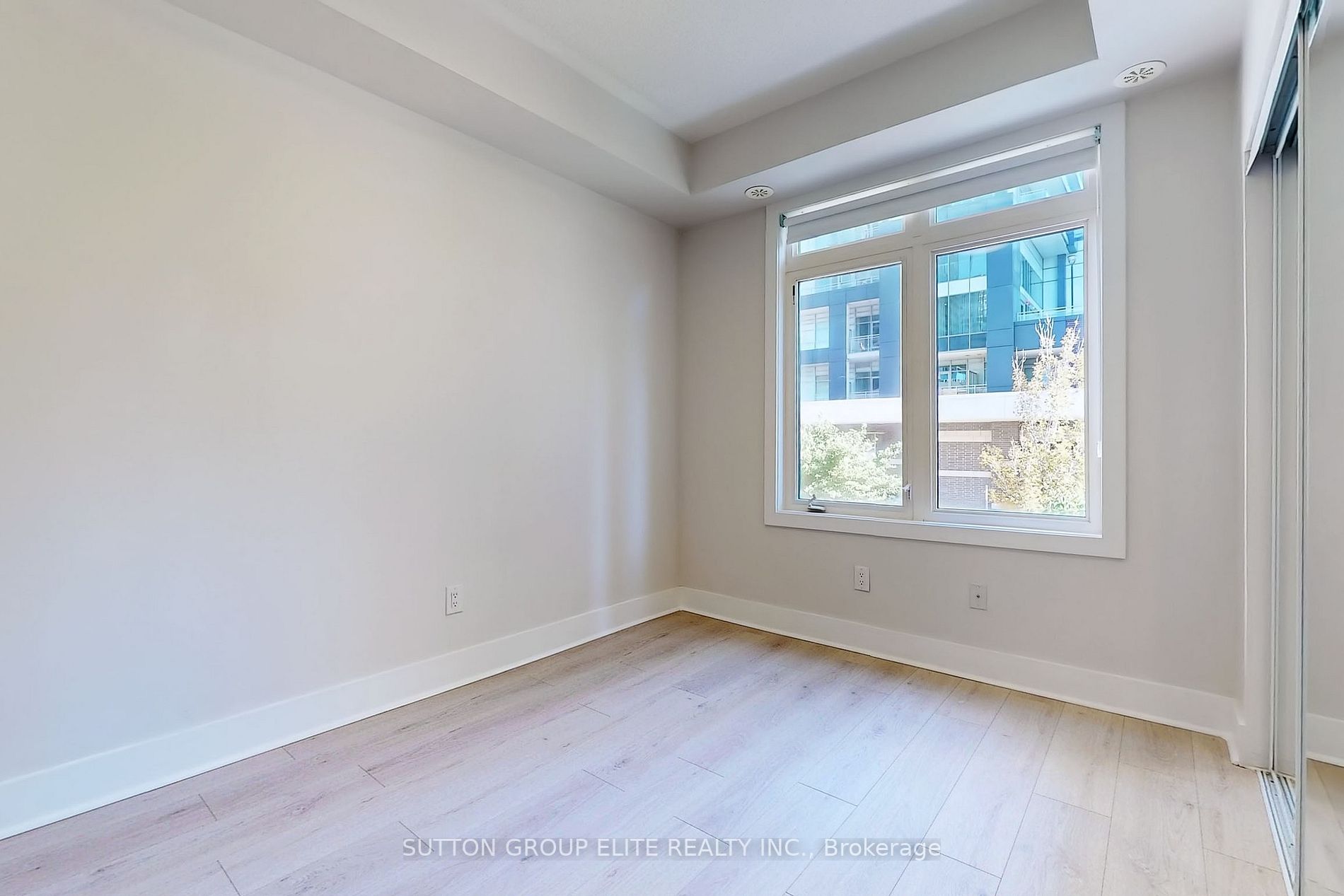 370 Square One Dr, #Th26